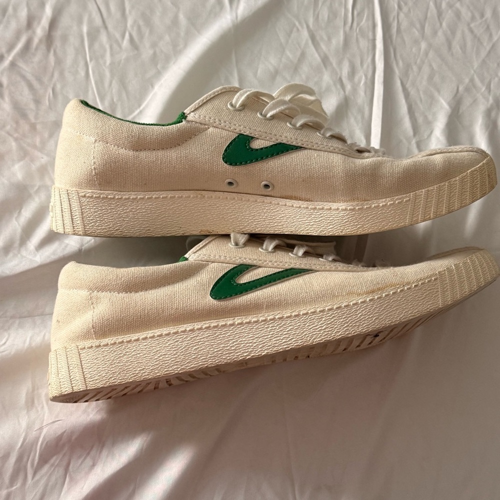 Vintage Tretorn Green Textile Upper Sneakers Womens size 9.5 Men’s 8
